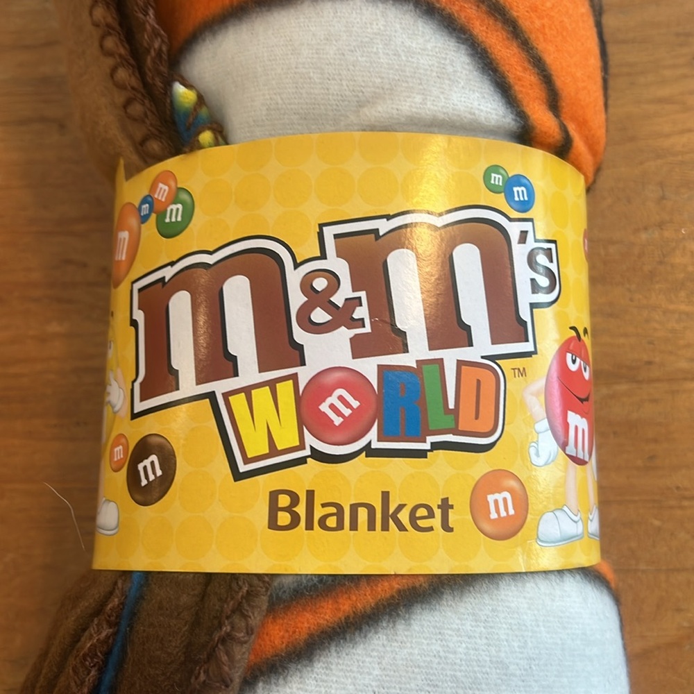 NWT M&M World Blanket